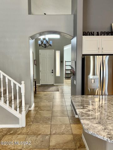 8552 N Moonfire Drive, Tucson, AZ 85743