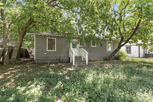 126 Stephens Street, Waxahachie, TX 75165