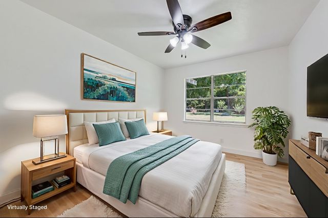 126 Stephens Street, Waxahachie, TX 75165