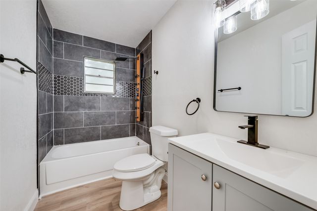 126 Stephens Street, Waxahachie, TX 75165