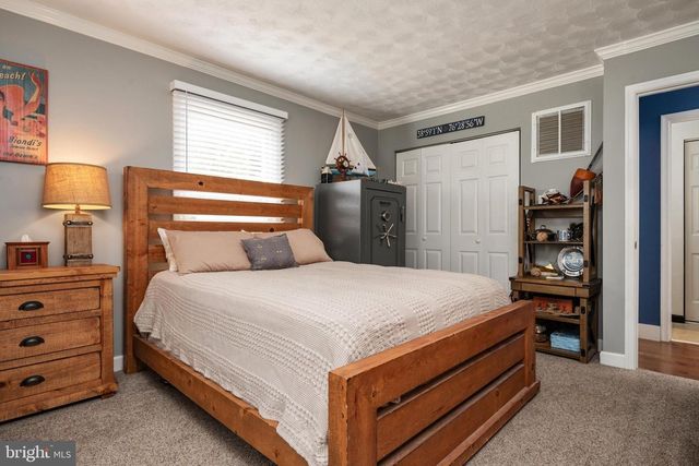 1033 HYDE PARK DR, Annapolis, MD 21403