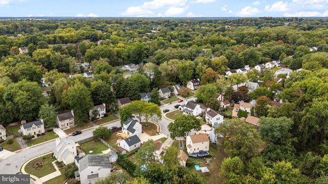 1033 HYDE PARK DR, Annapolis, MD 21403