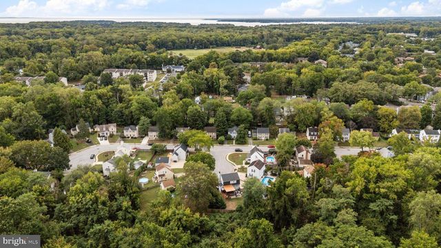 1033 HYDE PARK DR, Annapolis, MD 21403