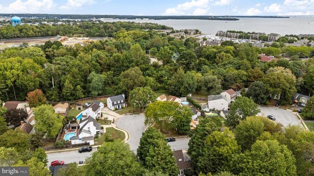1033 HYDE PARK DR, Annapolis, MD 21403