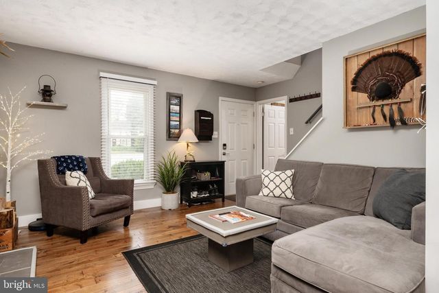 1033 HYDE PARK DR, Annapolis, MD 21403