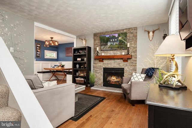 1033 HYDE PARK DR, Annapolis, MD 21403