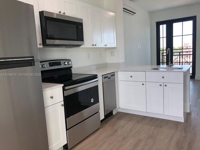 4100 SW 64th Avenue 405, Davie, FL 33314