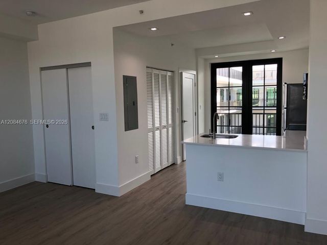 4100 SW 64th Avenue 405, Davie, FL 33314