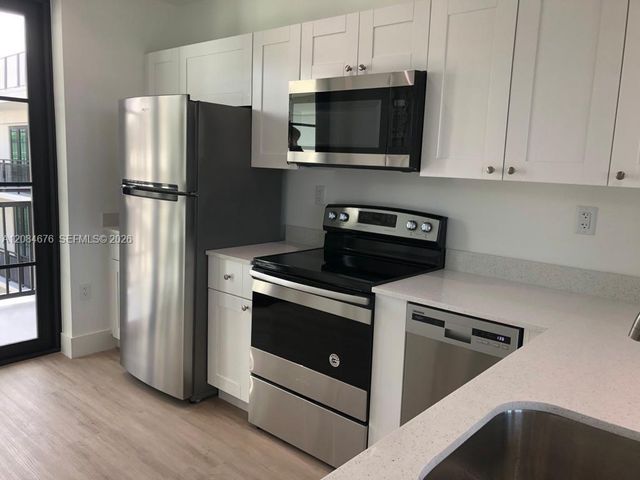 4100 SW 64th Avenue 405, Davie, FL 33314