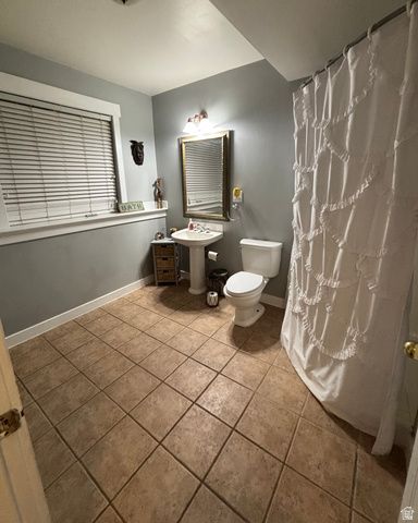 5870 COLT HOLLOW CT, Herriman, UT 84096