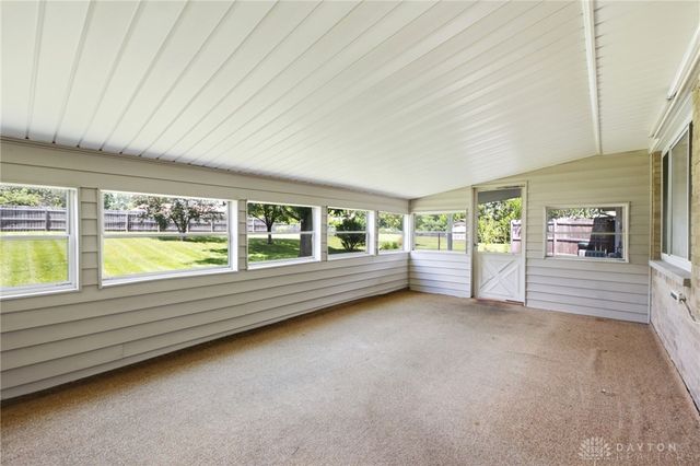 75 Gulfwood Court, Centerville, OH 45458