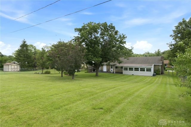 75 Gulfwood Court, Centerville, OH 45458