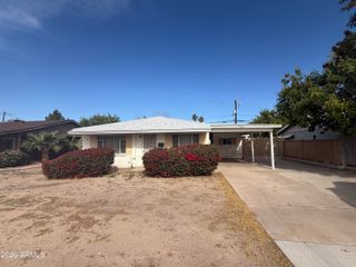 7624 E THOMAS Road, Scottsdale, AZ 85251