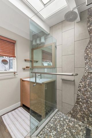 541 Tarento Dr, San Diego, CA 92106