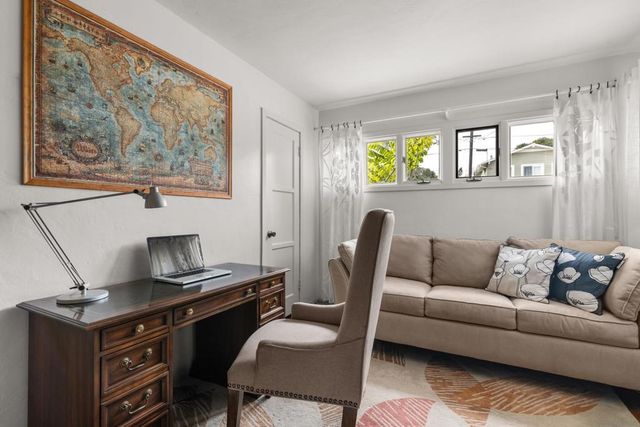 541 Tarento Dr, San Diego, CA 92106