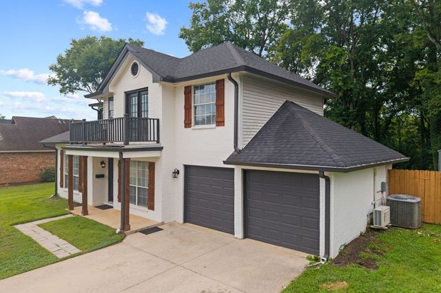 106 Bell Grove Dr, Columbia, TN 38401