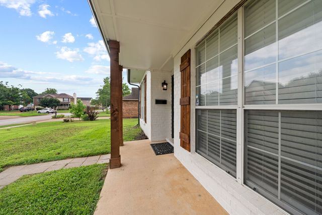 106 Bell Grove Dr, Columbia, TN 38401