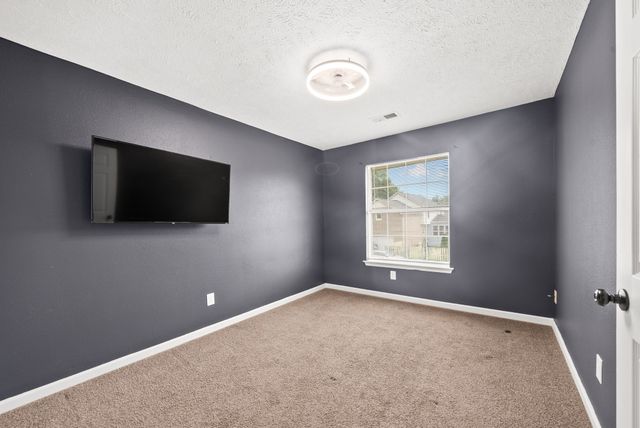 106 Bell Grove Dr, Columbia, TN 38401