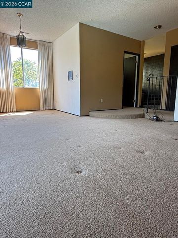 40 Carter Ct, El Sobrante, CA 94803