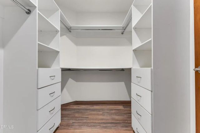 12480 Viewcrest Road, Los Angeles, CA 91604