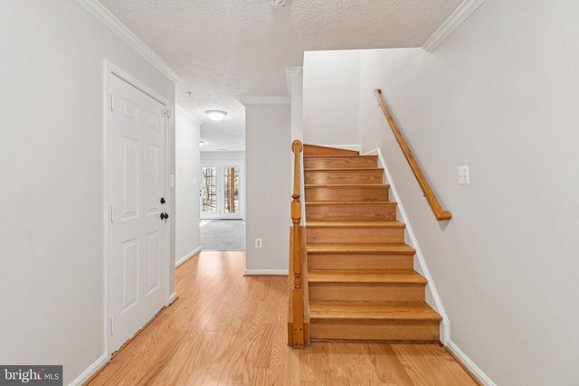 8033 BLOOMSBURY PL, White Plains, MD 20695