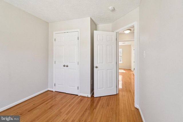 8033 BLOOMSBURY PL, White Plains, MD 20695