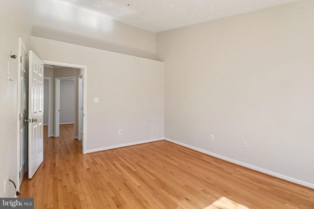 8033 BLOOMSBURY PL, White Plains, MD 20695