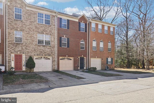 8033 BLOOMSBURY PL, White Plains, MD 20695