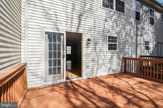8033 BLOOMSBURY PL, White Plains, MD 20695