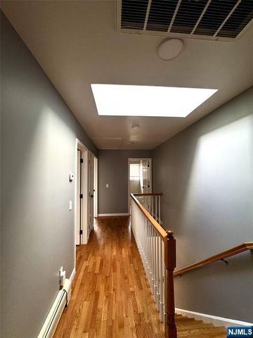 233 Warren Avenue B, Fort Lee, NJ 07024