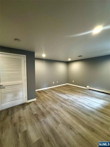 233 Warren Avenue B, Fort Lee, NJ 07024