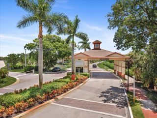 4266 Deste Court 302, Lake Worth, FL 33467