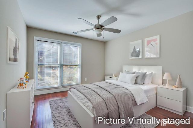 133 Oakmont Court, Edison, NJ 08820