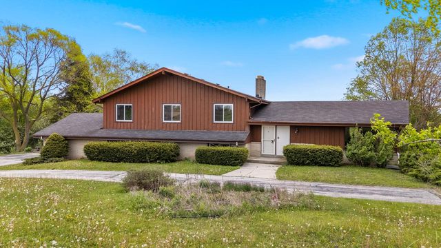 3536 County Road LL, Port Washington, WI 53074