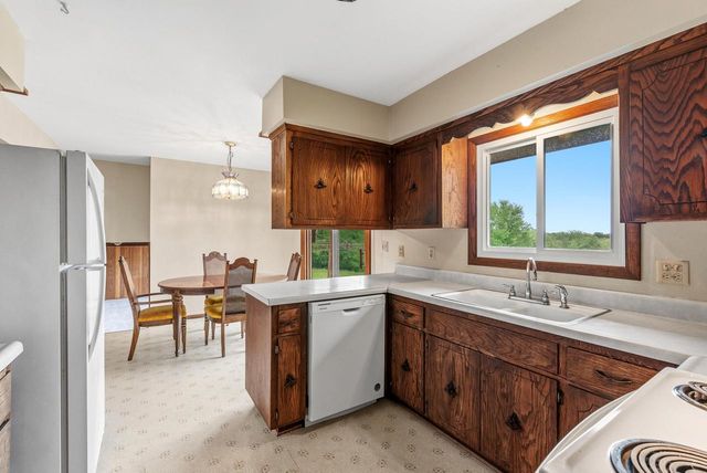 3536 County Road LL, Port Washington, WI 53074