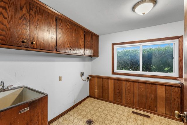 3536 County Road LL, Port Washington, WI 53074