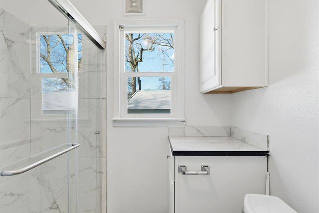 6307 N Regal St, Spokane, WA 99217