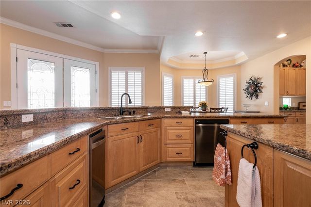 7718 Willow Cove Circle, Las Vegas, NV 89129