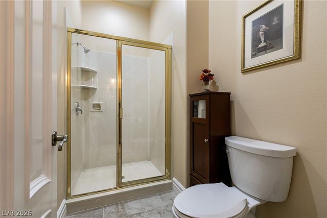 7718 Willow Cove Circle, Las Vegas, NV 89129