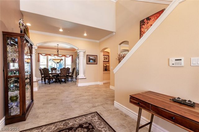 7718 Willow Cove Circle, Las Vegas, NV 89129