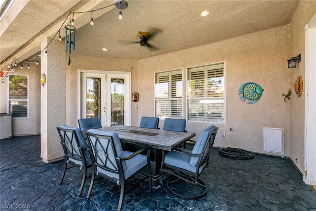 7718 Willow Cove Circle, Las Vegas, NV 89129