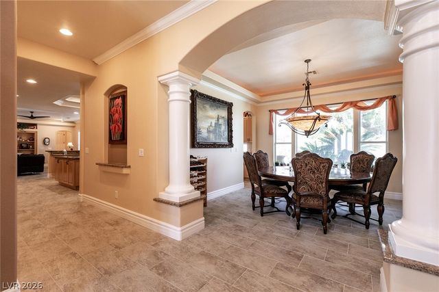 7718 Willow Cove Circle, Las Vegas, NV 89129