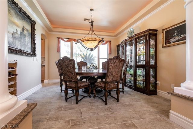 7718 Willow Cove Circle, Las Vegas, NV 89129