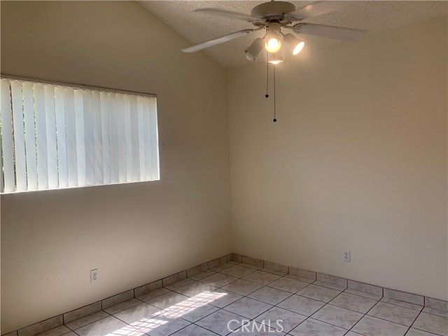 11414 Strathern Street, North Hollywood (los Angeles), CA 91605