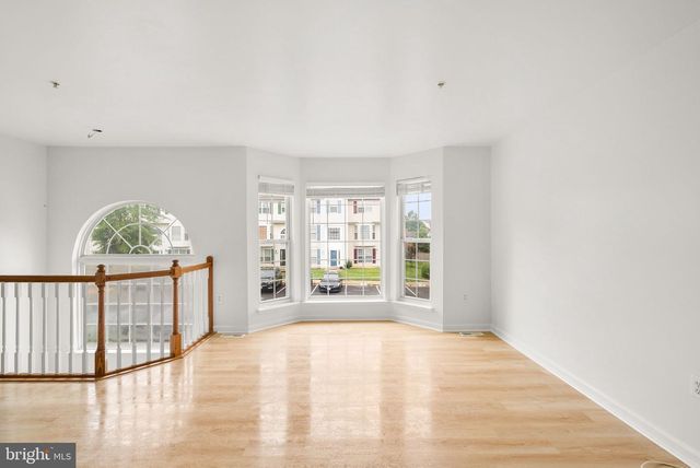 2530 ENTERPRISE PL, Waldorf, MD 20601