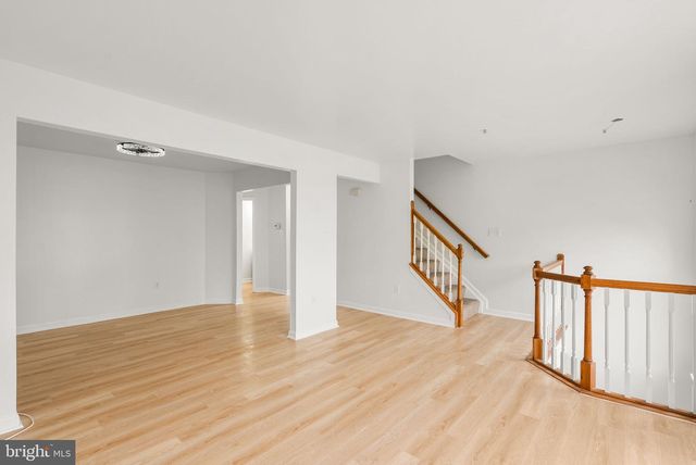 2530 ENTERPRISE PL, Waldorf, MD 20601