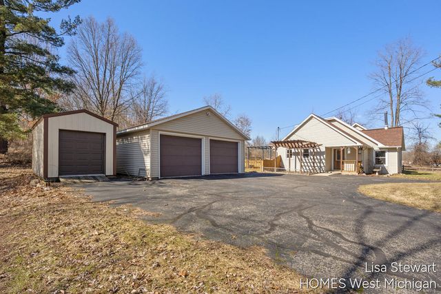 4011 Buttrick Avenue Se, Cascade Twp, MI 49301