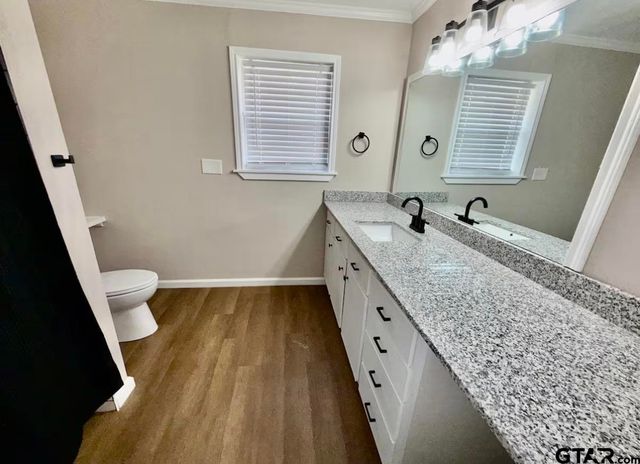 1425 Dogwood St, Tyler, TX 75701