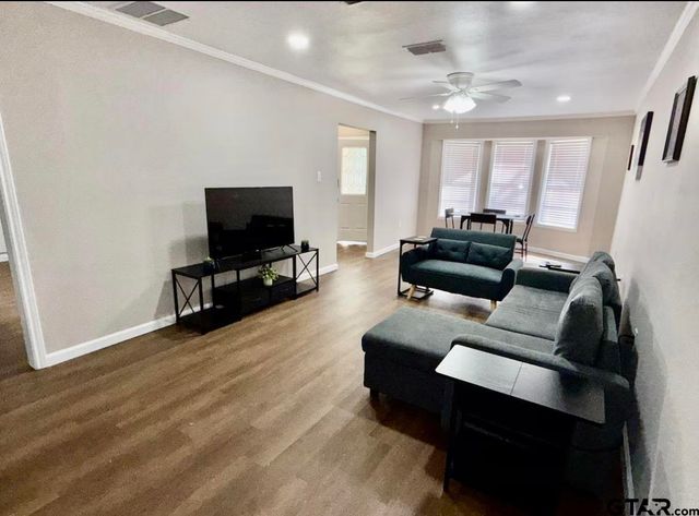 1425 Dogwood St, Tyler, TX 75701