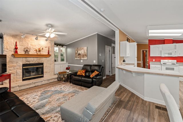 307 Brazos Harbor Drive, Granbury, TX 76048